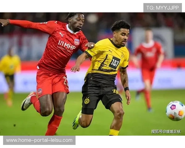 莱比锡红牛竞技场2-2沃尔夫斯堡，格鲁达压哨世界波抢回1分主场平局